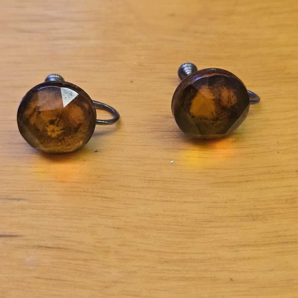 Vintage clip on earrings
